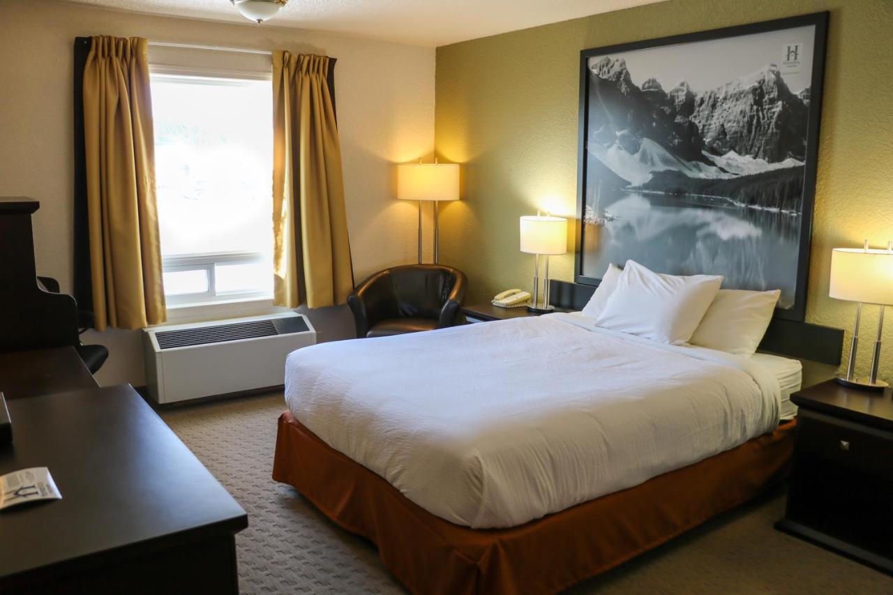 Homestay Express Airdrie Exterior photo